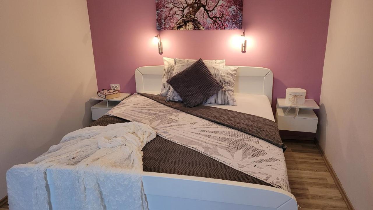 Appartamento Lily Krk Town Esterno foto